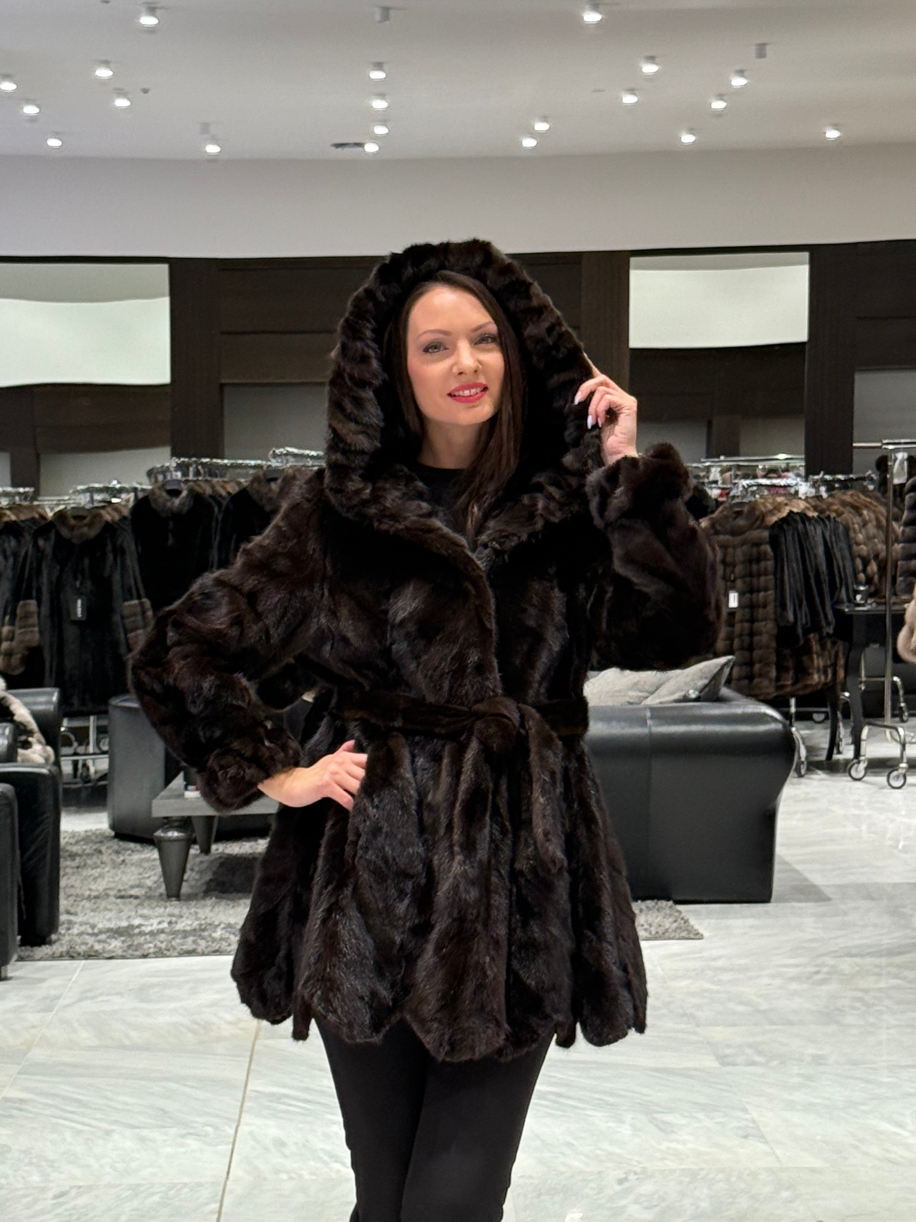 Mink Pieces – Marie Minks