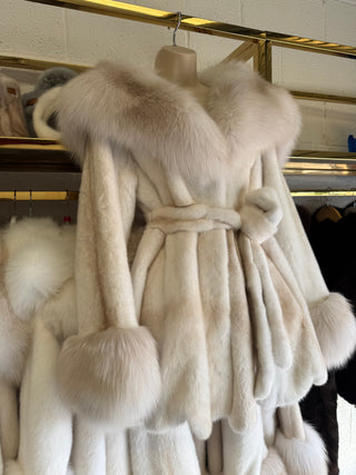 PALOMINO CROSS “ NAOMI” LUXURY MINK FUR COAT
